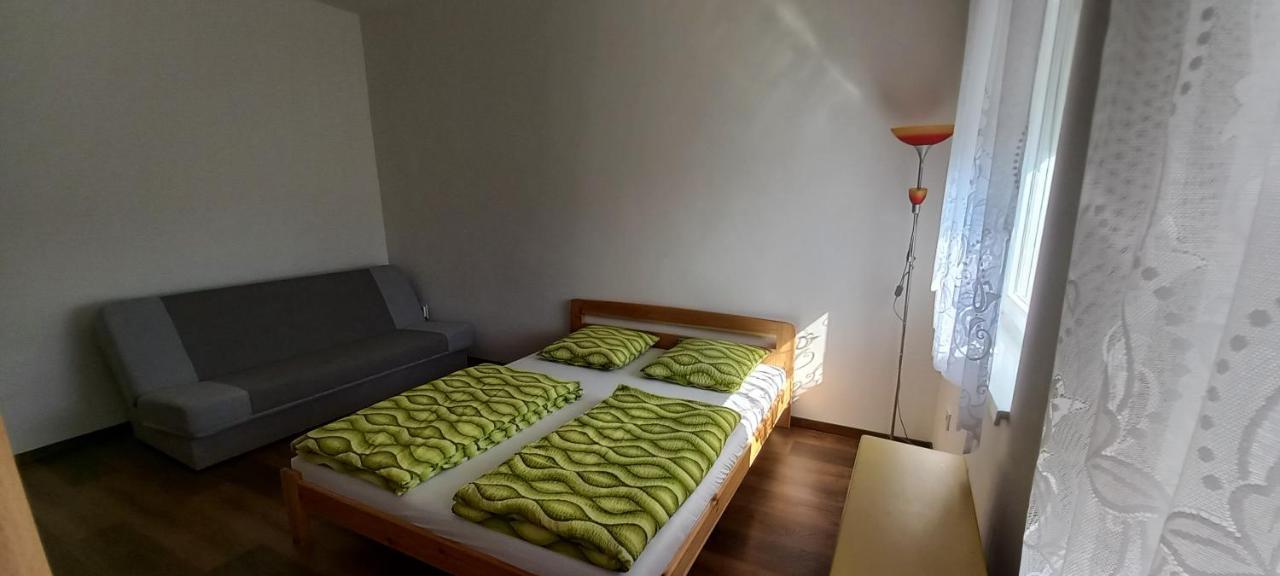 Ildimagdi Apartman Hajduszoboszlo Ngoại thất bức ảnh