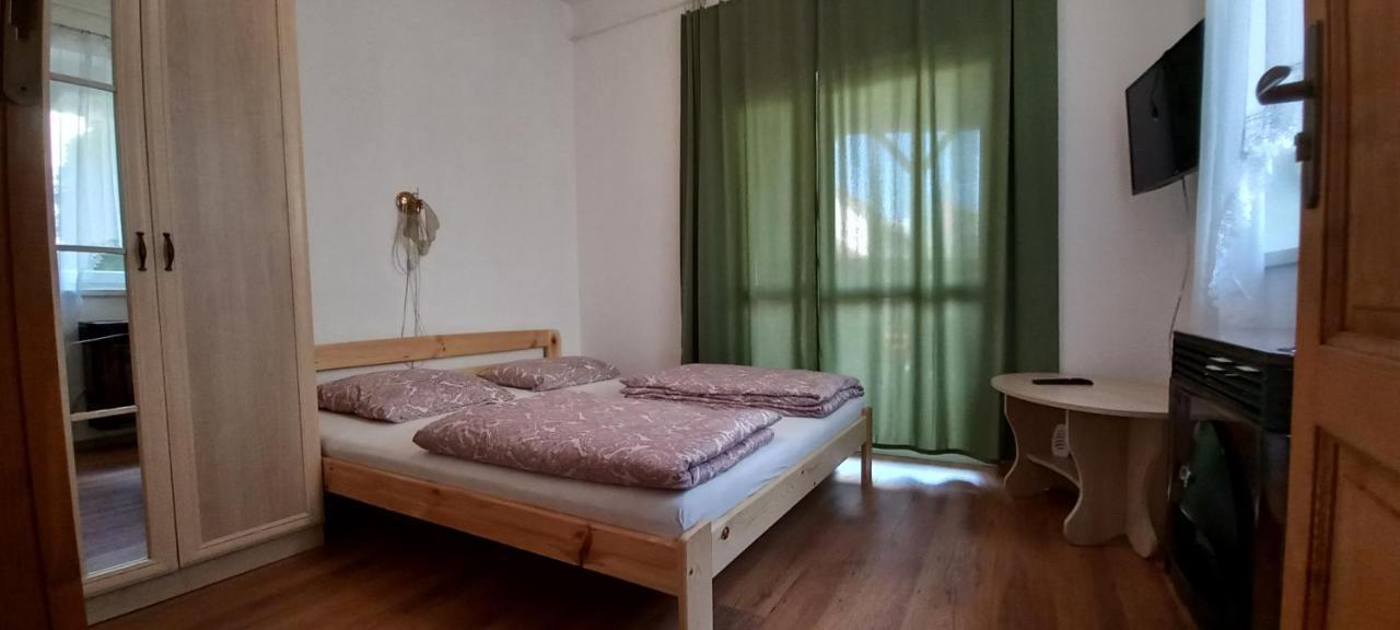 Ildimagdi Apartman Hajduszoboszlo Ngoại thất bức ảnh