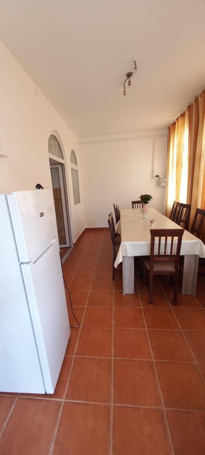 Ildimagdi Apartman Hajduszoboszlo Ngoại thất bức ảnh