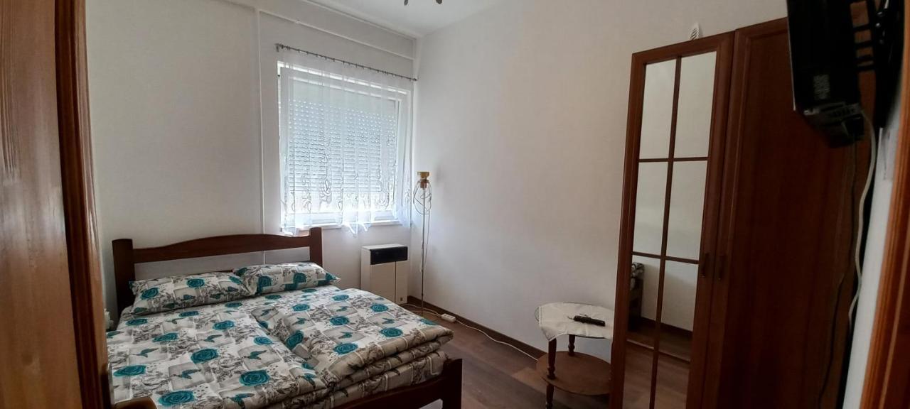 Ildimagdi Apartman Hajduszoboszlo Ngoại thất bức ảnh